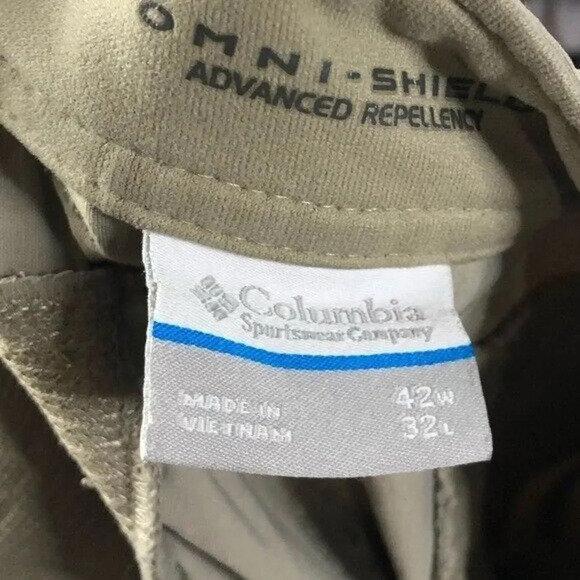 Columbia Khaki Straight Leg Hiking Pants 42 X 32 - Picture 5 of 5